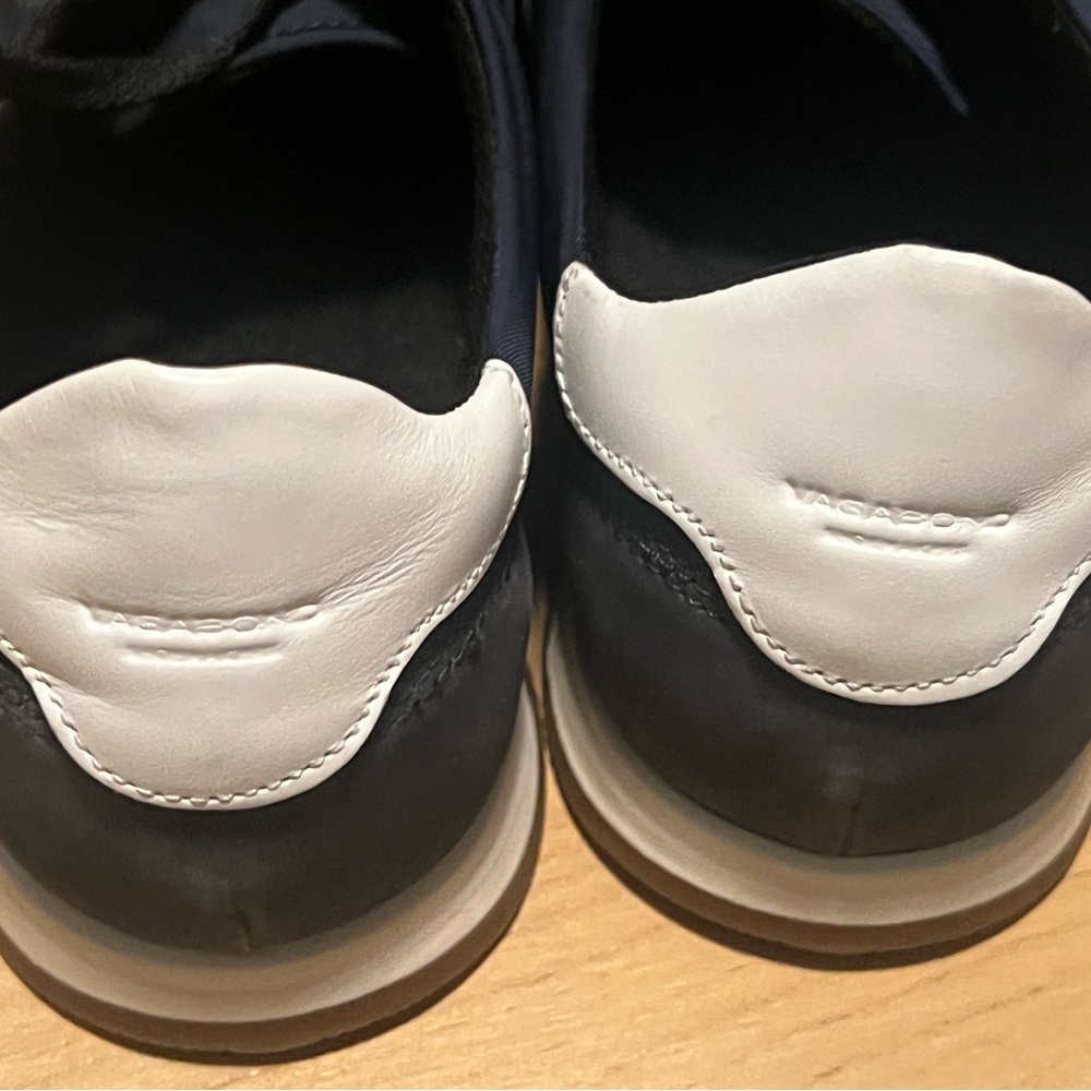 Vagabond Yasmin Navy and White Women's Sneakers NWOT 39 - Picture 3 of 4
